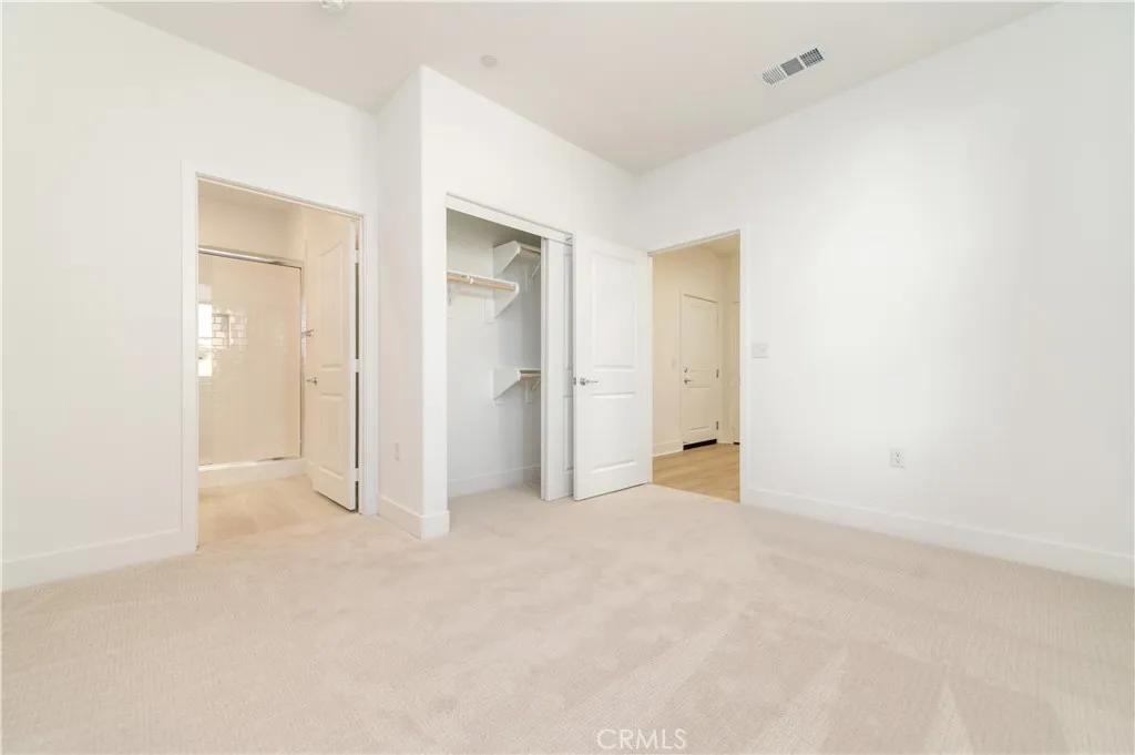 Additional image 36 of 108 Tiffin, Irvine, CA 92618