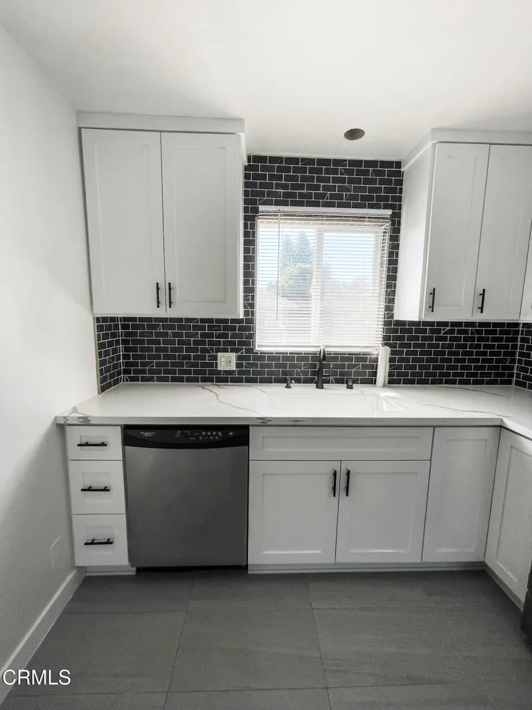 Additional image 17 of 1121 W Exposition Blvd, Los Angeles, CA 90007