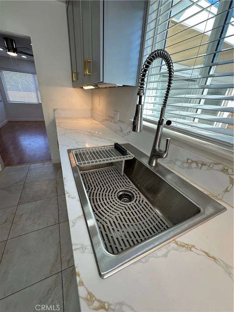 Additional image 56 of 19140 strathern, Reseda, CA 91335