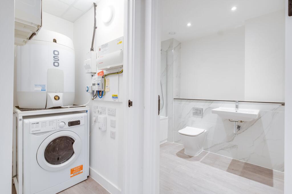 Additional image 8 of The Burj Digbeth, Birmingham B12 0EW