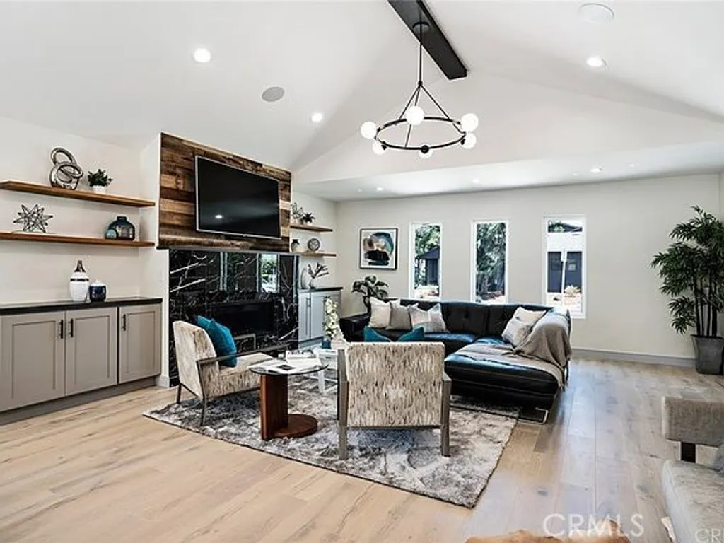 Additional image 6 of 4931 Murietta Avenue, Sherman Oaks, CA 91423