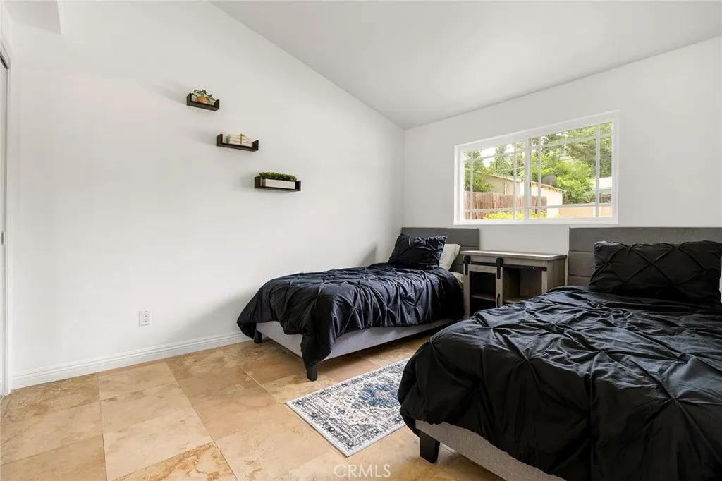 Additional image 14 of 20300 Oxnard, Woodland Hills, CA 91367