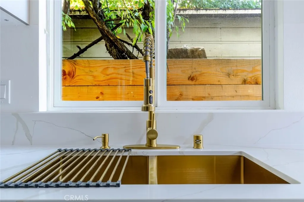 Additional image 12 of 17428 Roscoe Boulevard, Northridge, CA 91325