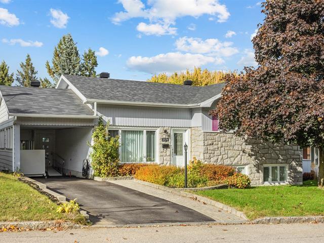 2572-2574 Rue de Port-Royal|Québec (Sainte-Foy/Sillery/Cap-Rouge), Quebec G1V1A6