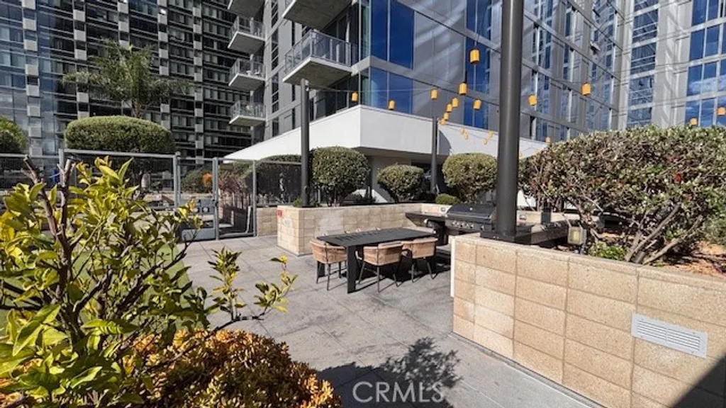 Additional image 26 of 1100 S Grand Ave Unit A109, Los Angeles, CA 90015