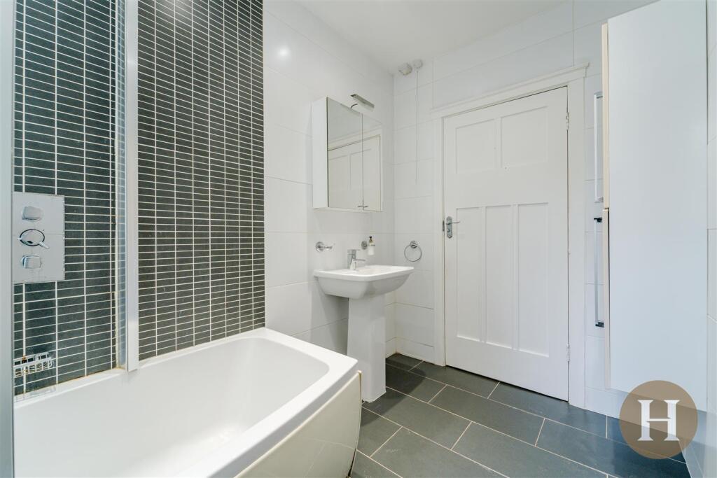 Additional image 52 of Meadow Road, Harborne, Birmingham, B17