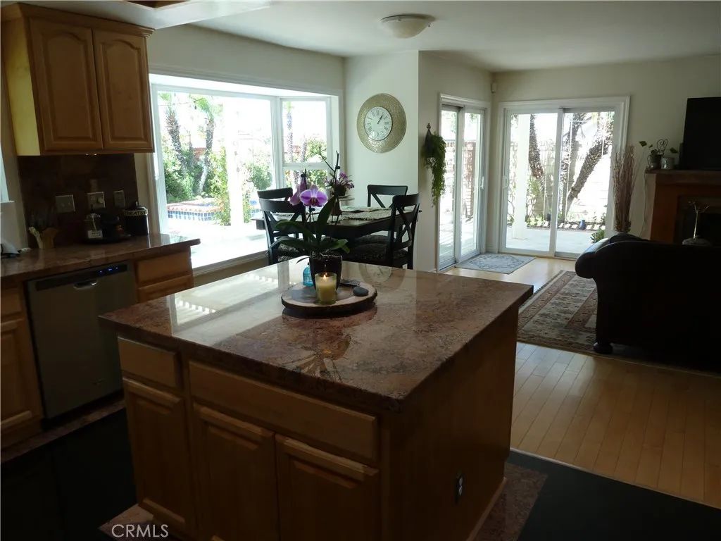 Additional image 33 of 411 Newcastle Street, Thousand Oaks, CA 91361