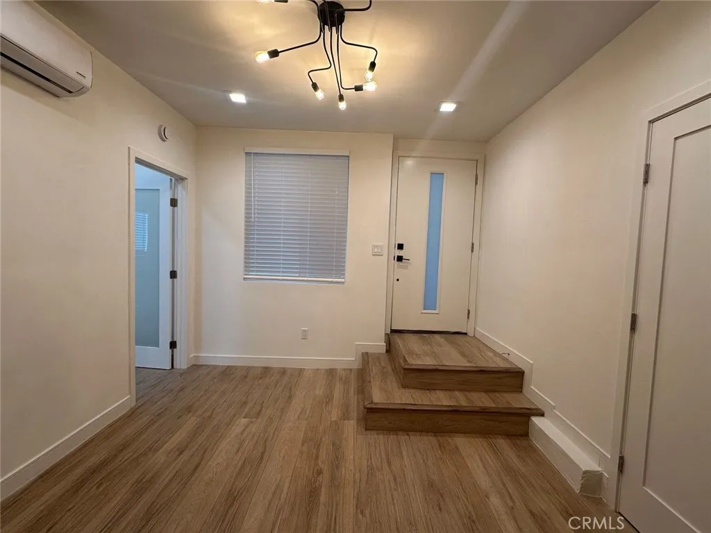 Additional image 3 of 2626 Cloverfield Blvd, Santa Monica, CA 90405