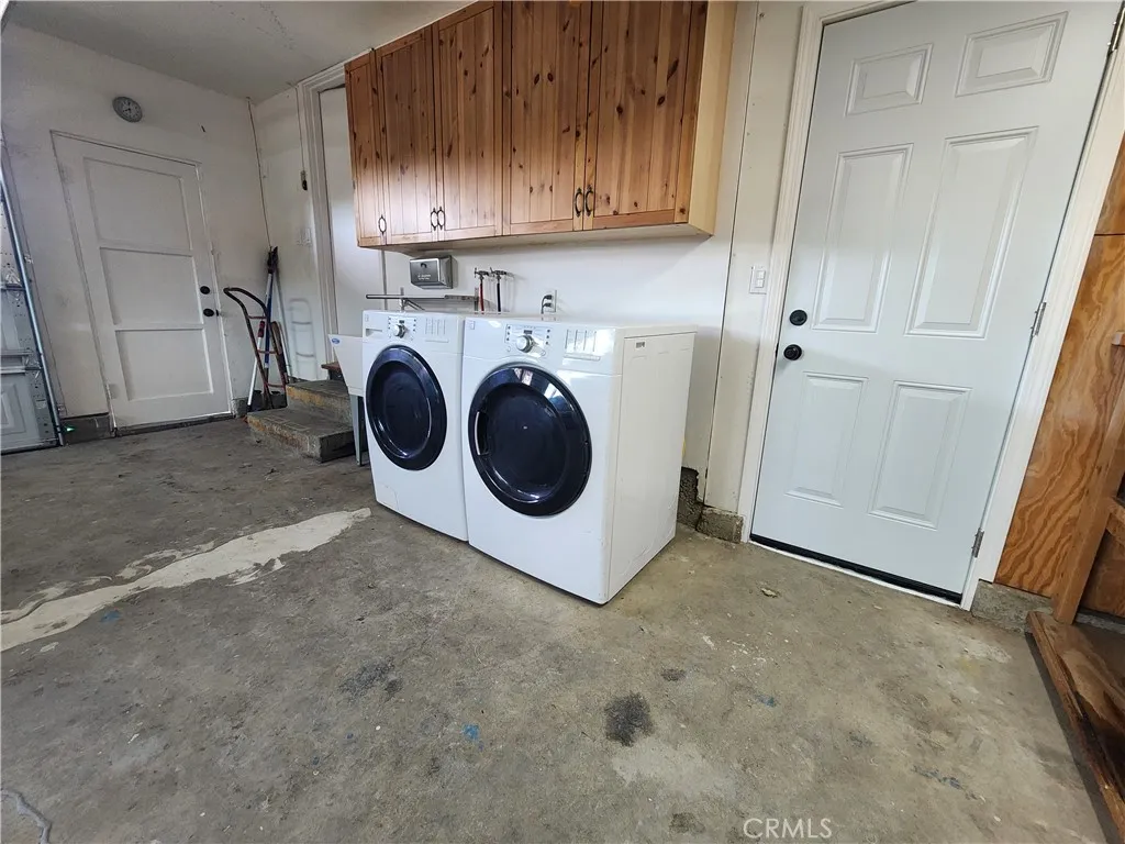 Additional image 33 of 22240 Burton, Canoga Park, CA 91304