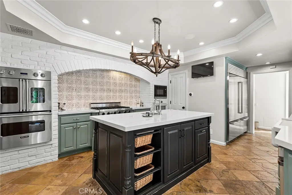 Additional image 8 of 24308 Bridle Trail Road, Hidden Hills, CA 91302