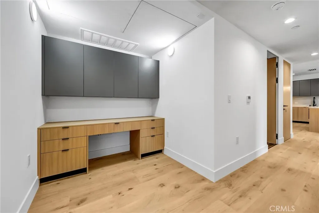 Additional image 27 of 10352 Riverside Drive Unit 203A, Toluca Lake, CA 91602