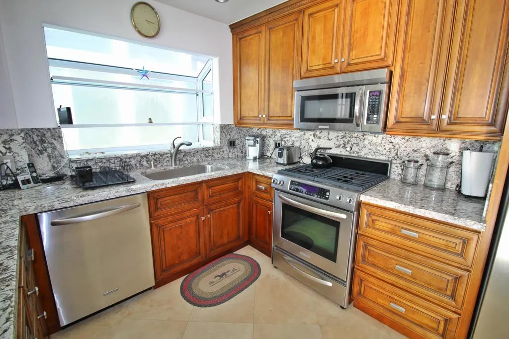 Additional image 21 of 3525 Ocean Drive, Oxnard, CA 93035