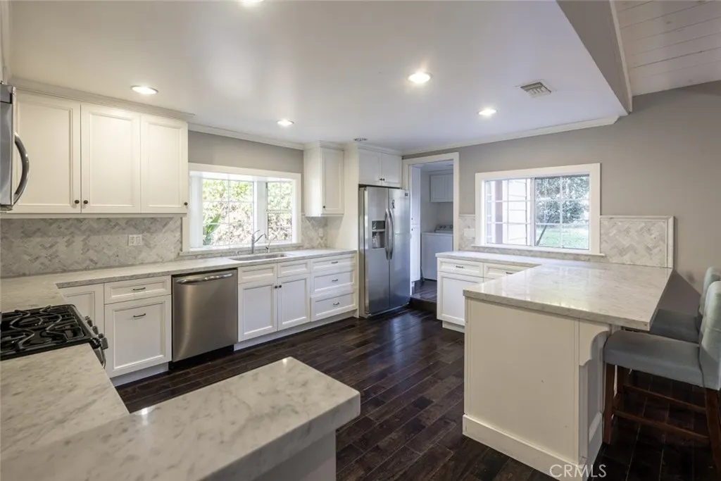 Additional image 6 of 2021 Orchard Lane Unit A, La Canada Flintridge, CA 91011