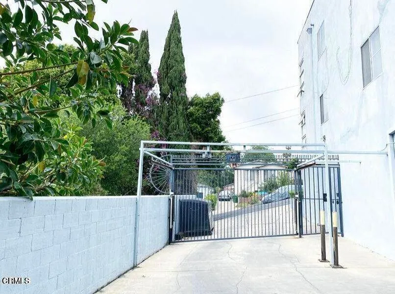 Additional image 26 of 4018 Camero Avenue Unit 2, Los Angeles, CA 90027