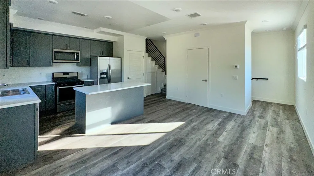 Additional image 6 of 14019 Vanowen Street Unit 104, Van Nuys, CA 91405