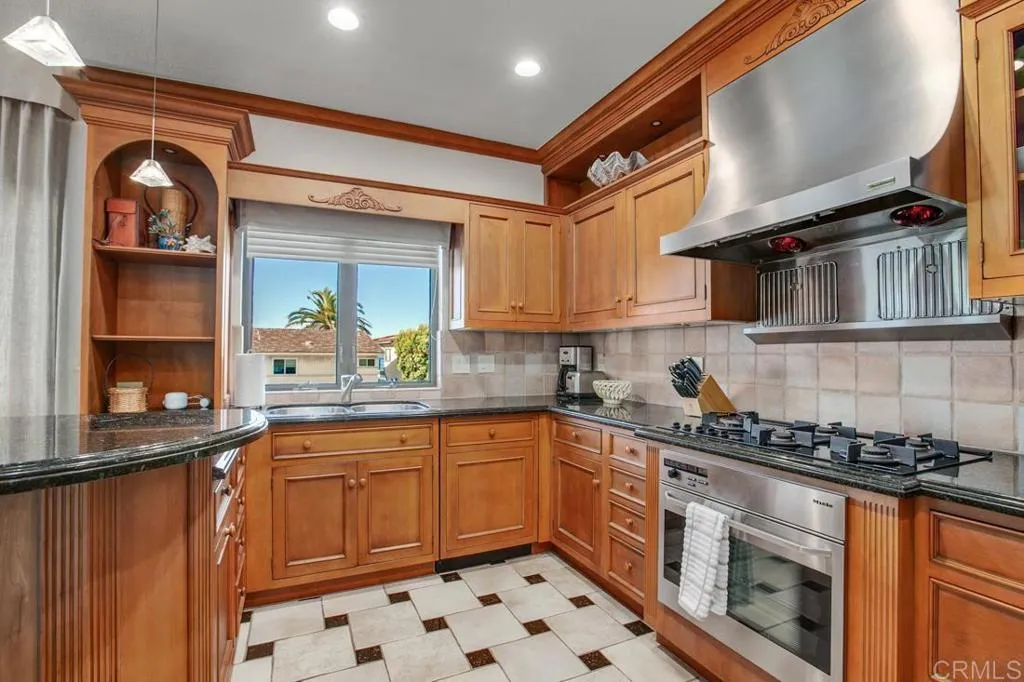 Additional image 43 of 373 Coast Blvd Unit 2, La Jolla, CA 92037