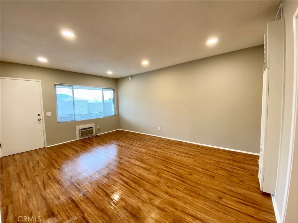 Additional image 14 of 3335 Triangle Place Unit 6, Glendale, CA 91208