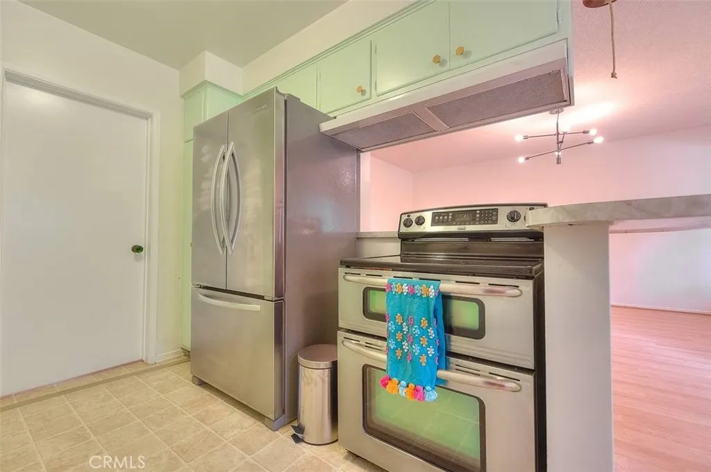 Additional image 51 of 504 S Euclid Avenue Unit 5, Pasadena, CA 91101