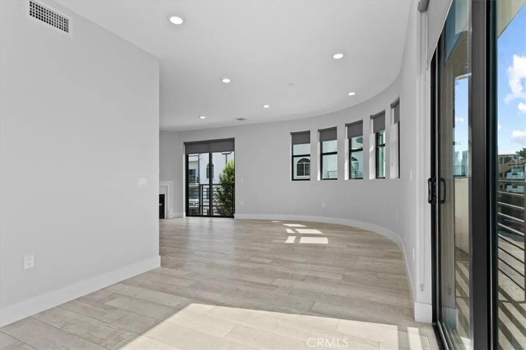 Additional image 26 of 4383 Sepulveda Boulevard Unit 201, Sherman Oaks, CA 91403