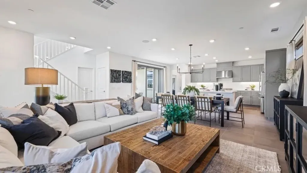 Additional image 4 of 27213 Tamarack Lane, Valencia, CA 91381