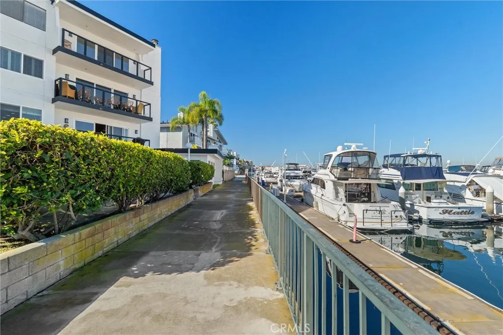 Additional image 35 of 2872 Coast Cir Unit 303, Huntington Beach, CA 92649