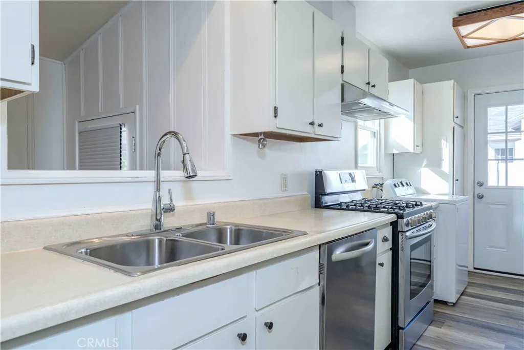 Additional image 34 of 2371 Park Avenue, Long Beach, CA 90815