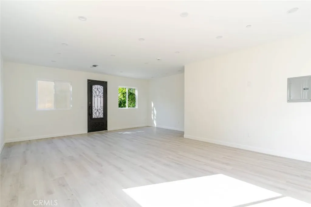 Additional image 9 of 17426 Roscoe Boulevard, Northridge, CA 91325