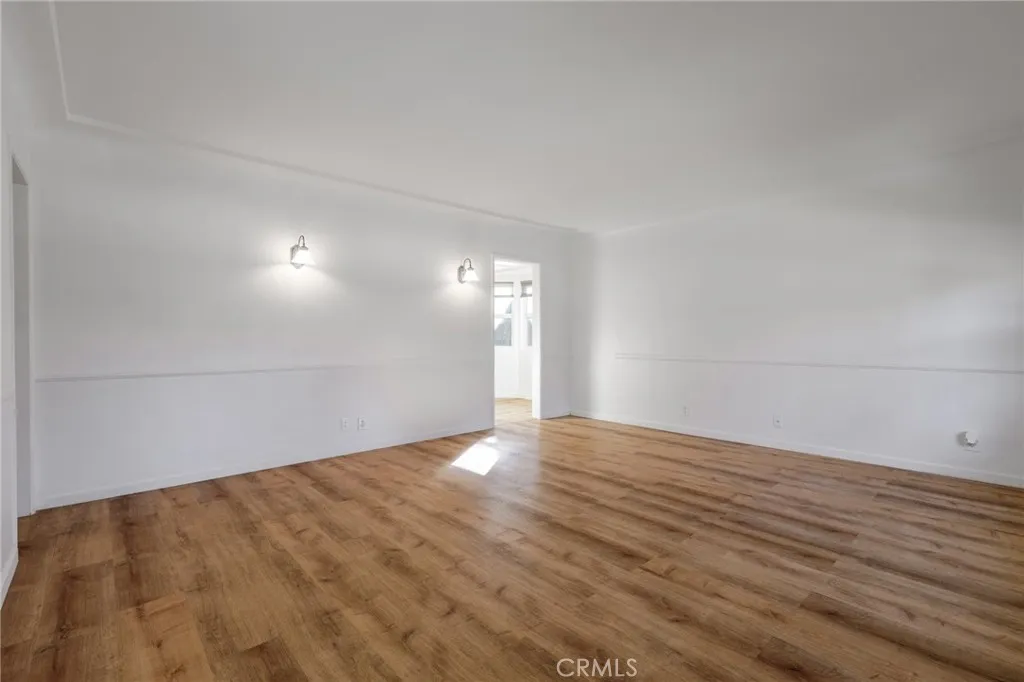 Additional image 4 of 10326 Vassar Avenue, Chatsworth, CA 91311