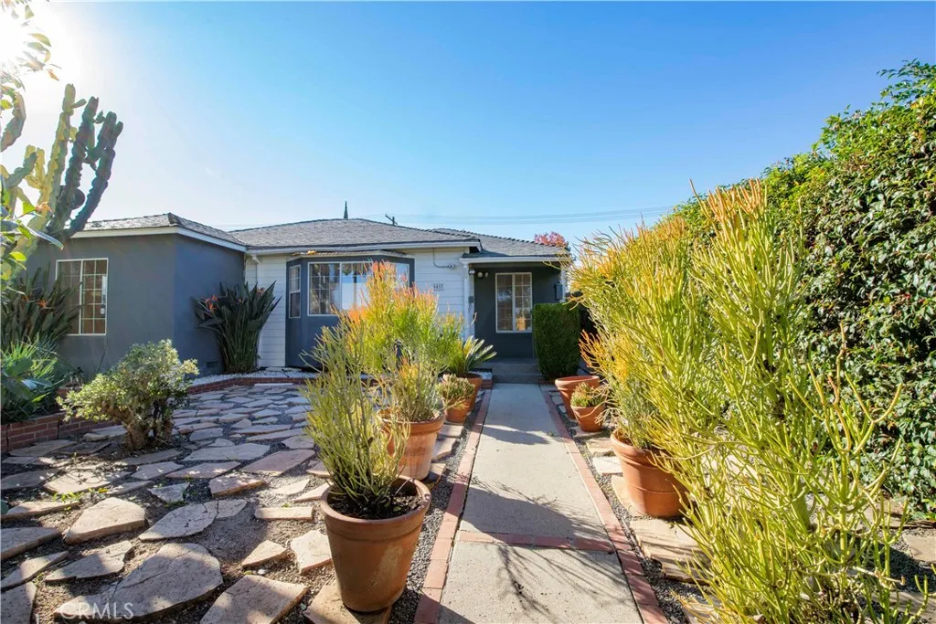 Additional image 95 of 6417 White Oak Ave, Reseda, CA 91335