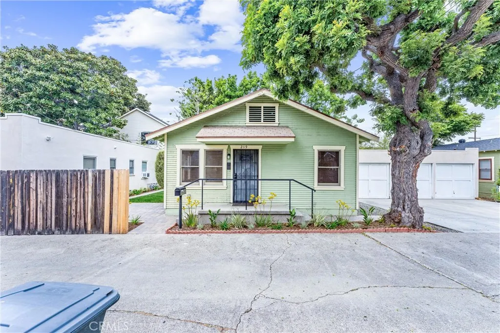 Additional image 4 of 219 N Center St, Orange, CA 92866