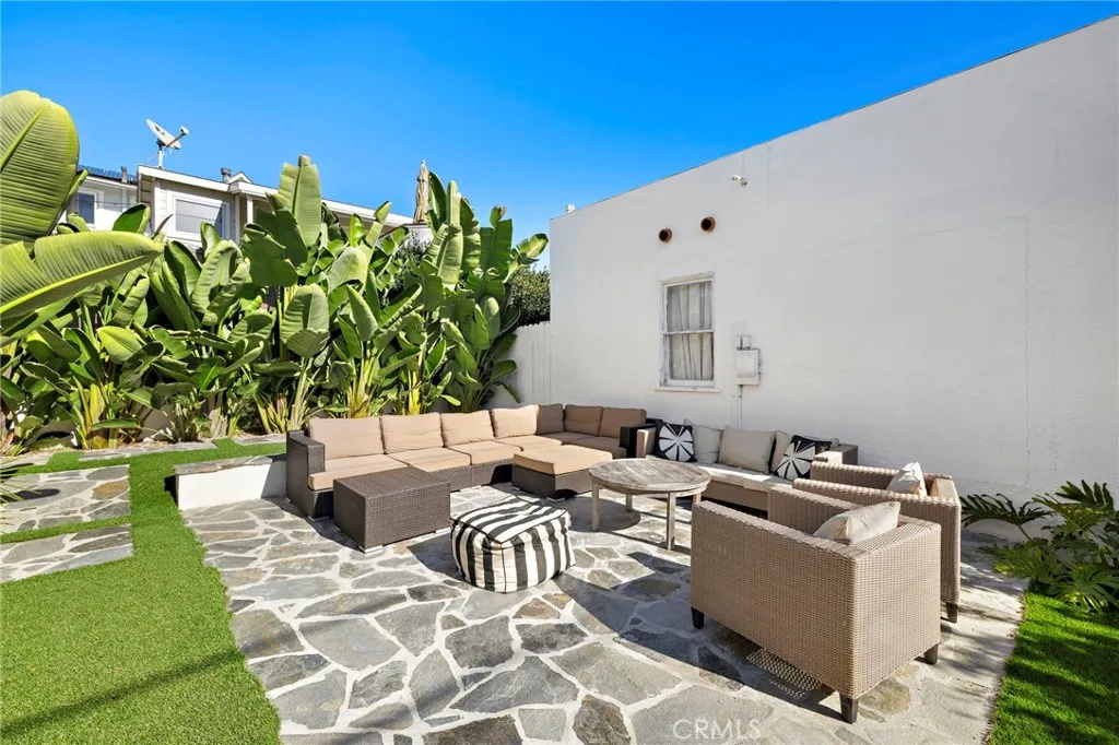 Additional image 4 of 226 Chiquita St Unit Upper, Laguna Beach, CA 92651