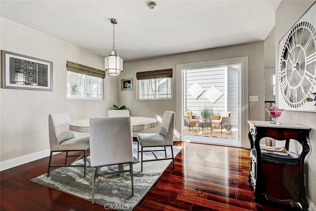 Additional image 17 of 718 S Broadway Unit C, Redondo Beach, CA 90277