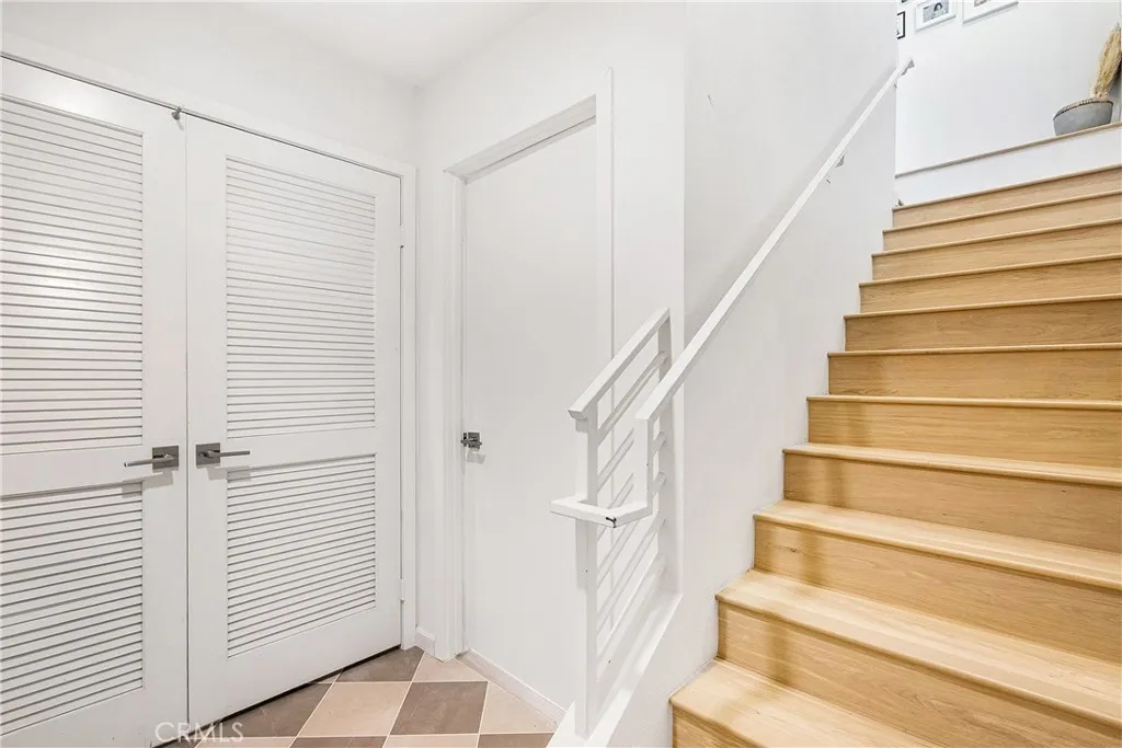 Additional image 3 of 2581 Arvia #3, Los Angeles, CA 90065