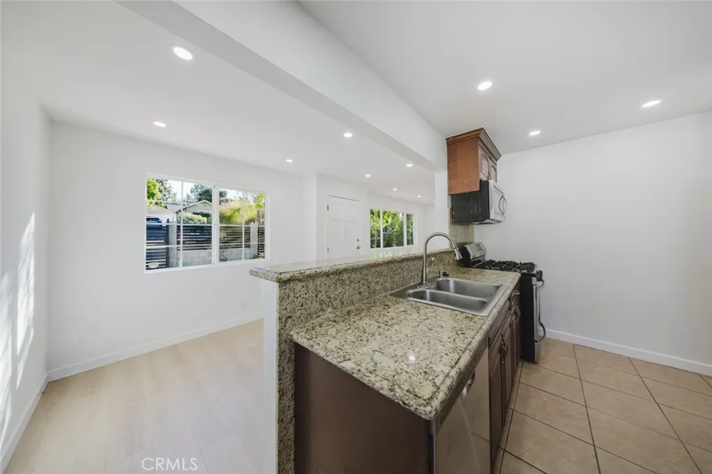Additional image 8 of 10431 Las Lunitas Avenue, Tujunga, CA 91042