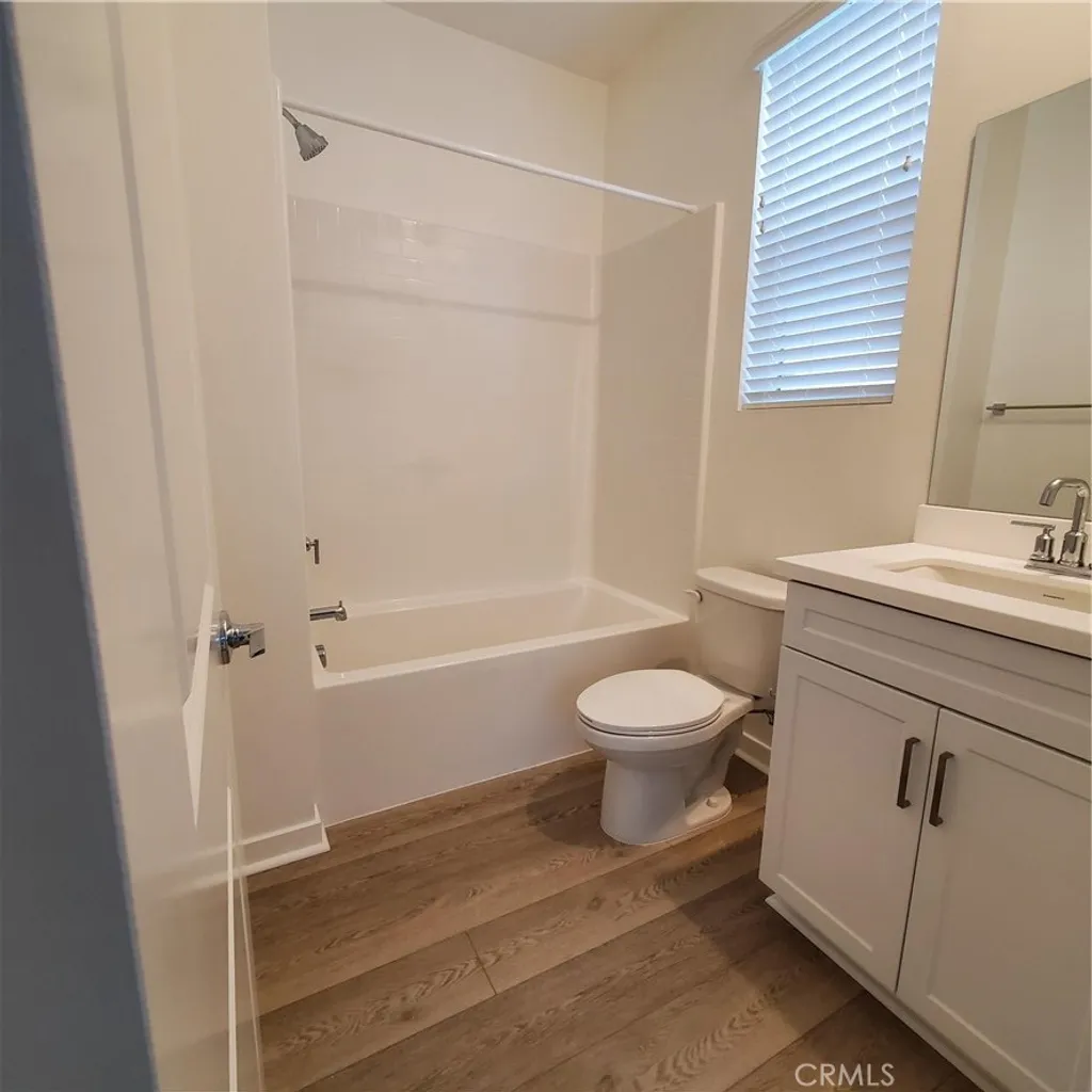 Additional image 21 of 944 N Divino Privado, Ontario, CA 91764