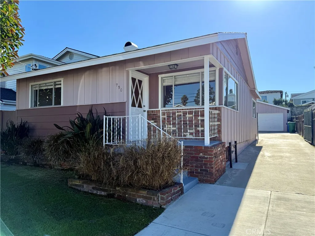 Additional image 2 of 750 27th Street, Manhattan Beach, CA 90266