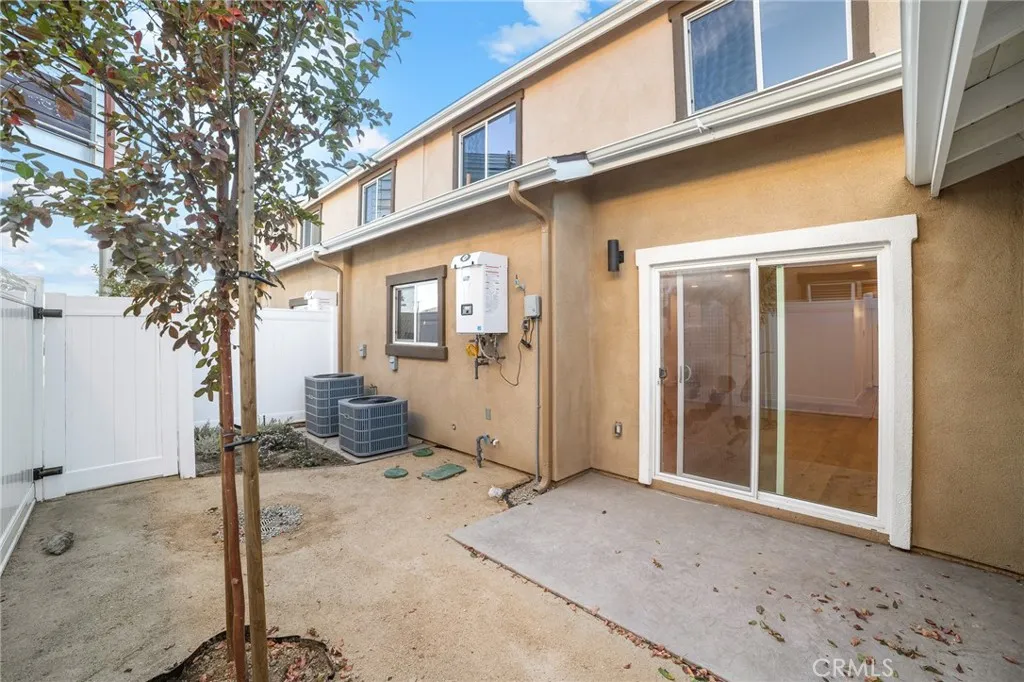 Additional image 23 of 900 W Hert Street, Colton, CA 92324