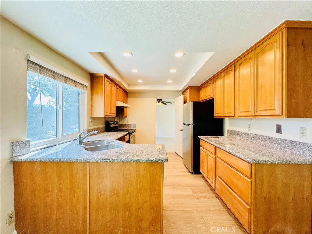 Additional image 29 of 10 Coldbrook, Irvine, CA 92604