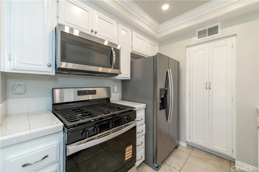 Additional image 7 of 76 Christamon S, Irvine, CA 92620