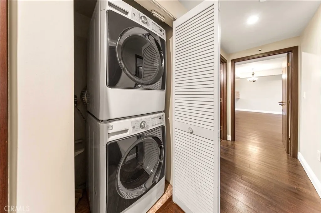 Additional image 26 of 11218 Camarillo Street Unit 404, Toluca Lake, CA 91602