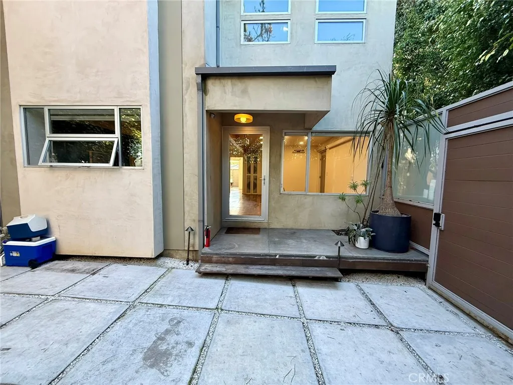 Additional image 18 of 2302 Oakwood Avenue, Venice, CA 90291