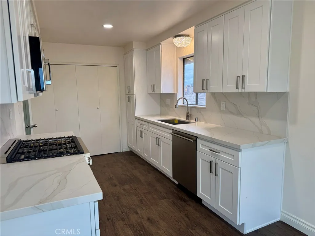 Additional image 10 of 1683 W Cindy Lane Unit D, Anaheim, CA 92802