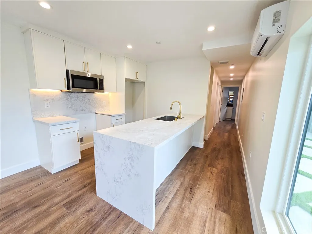 Additional image 17 of 1774 W 37th Place, Los Angeles, CA 90018