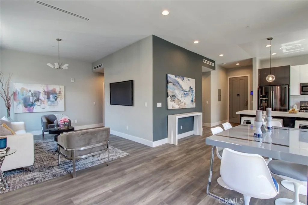 Additional image 6 of 330 Salem St Unit 301, Glendale, CA 91203