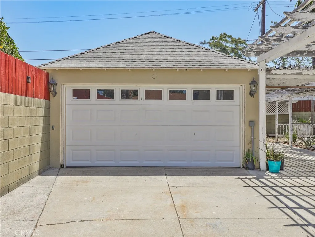 Additional image 52 of 3826 S Burnside Ave, Baldwin Hills, CA 90008