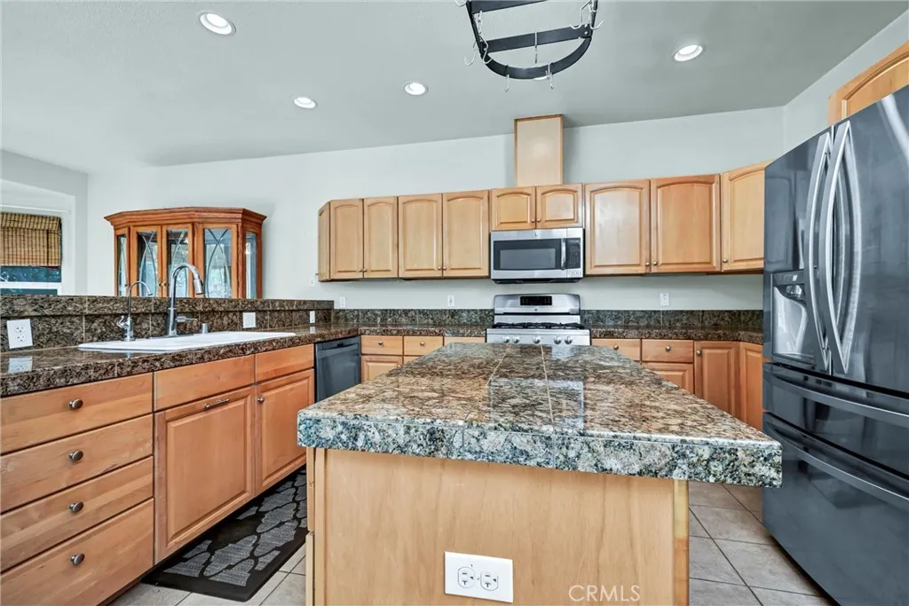 Additional image 31 of 18121 Spyglass Road, Hidden Valley Lake, CA 95467