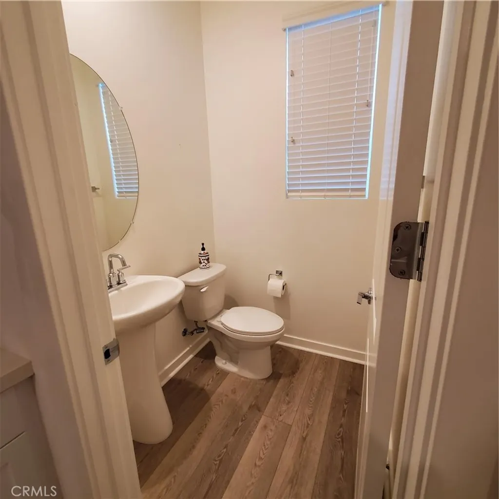 Additional image 14 of 944 N Divino Privado, Ontario, CA 91764