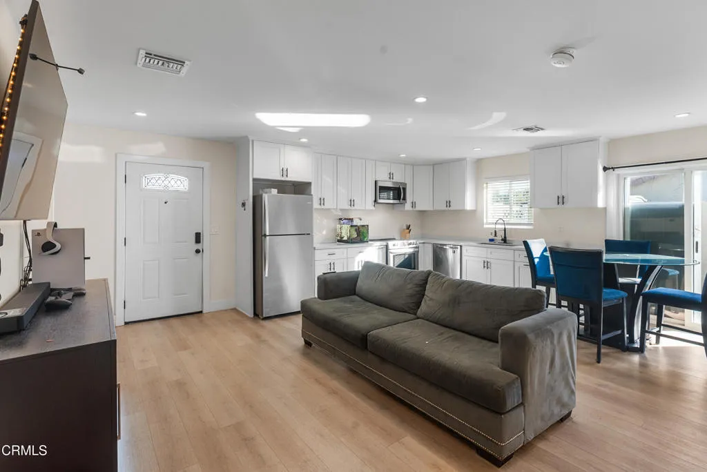 Additional image 18 of 2549 Young Avenue Unit B, Thousand Oaks, CA 91360