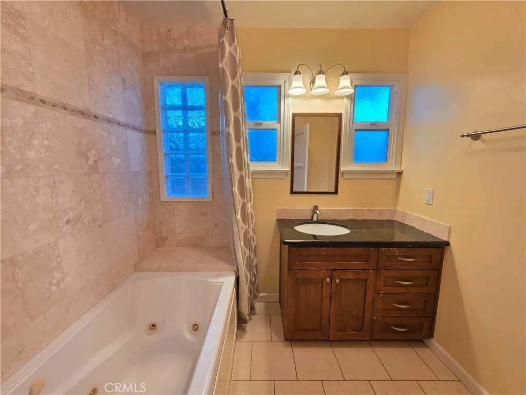 Additional image 17 of 7457 Wish, Lake Balboa, CA 91406