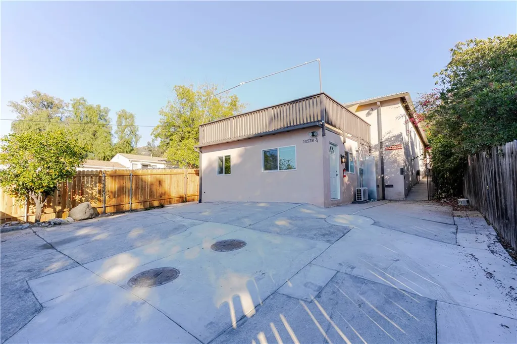 Property image for 10528 Hillhaven Ave, Tujunga, CA 91042